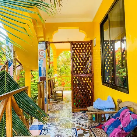 Coccobello African Village-